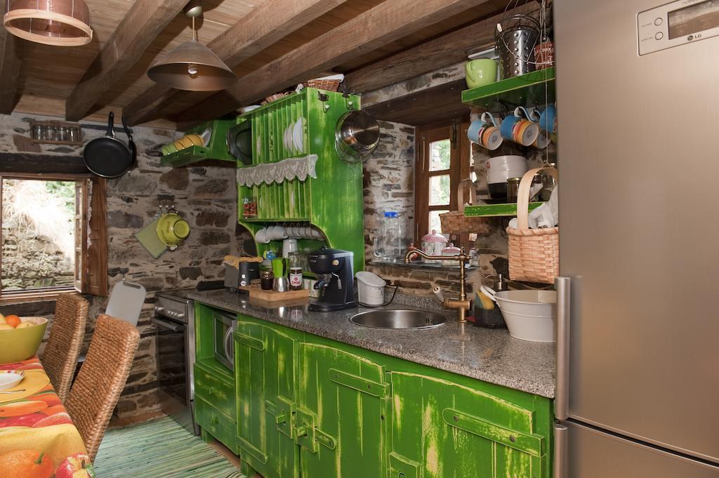 Talasnal Casa Da Urze Al Lousã Zimmer foto