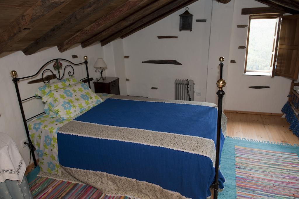 Talasnal Casa Da Urze Al Lousã Zimmer foto